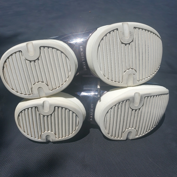 Michael Kors OLIMPIA Silver Leather Runway Track Lug Sole Trainer/Shoe Size 9M - Picture 5 of 11